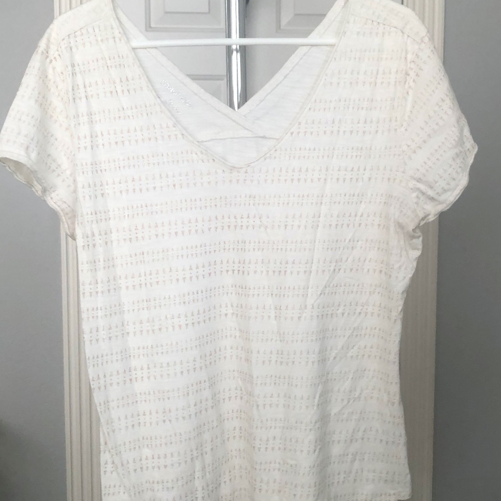 Maurices v-neck shirt XL